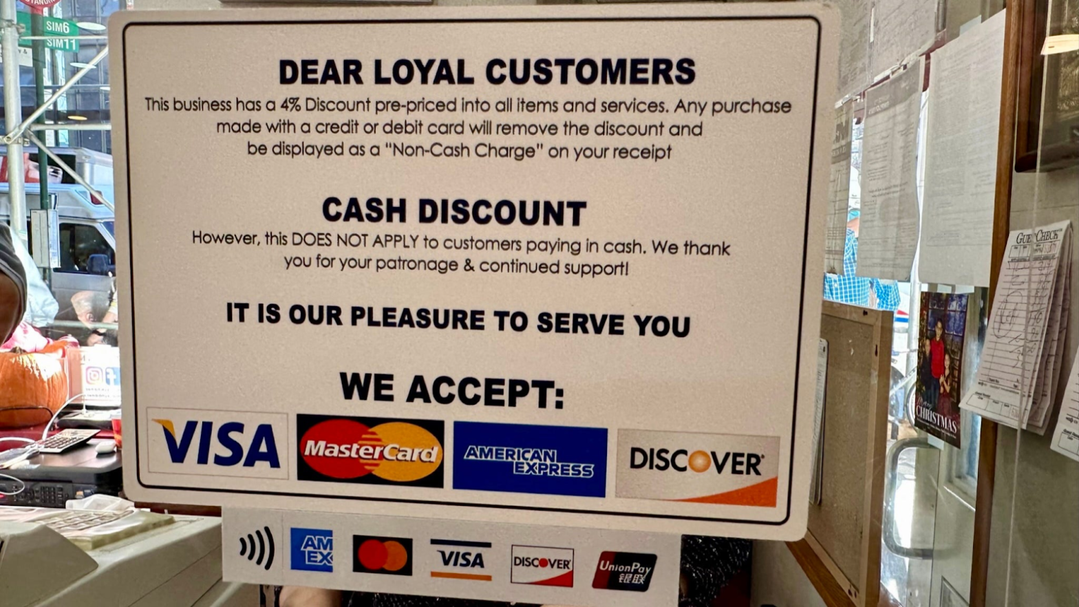 Cash Discount Signage Examples & Free Templates